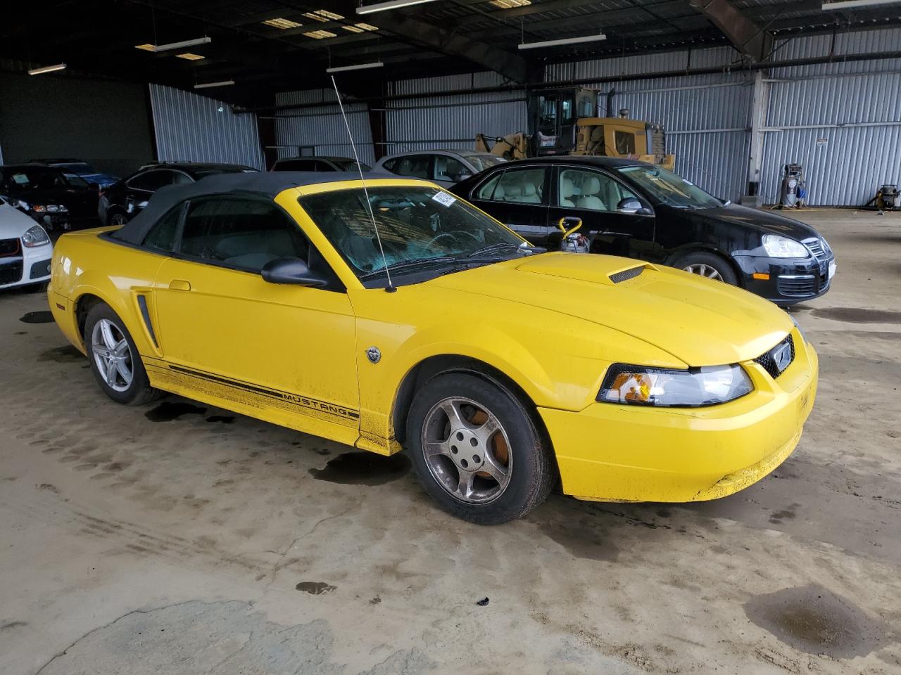 2004 Ford Mustang - Image 4