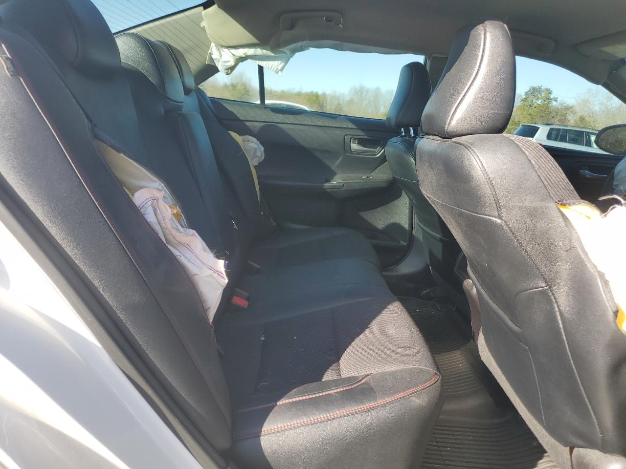 2017 Toyota Camry - Image 11