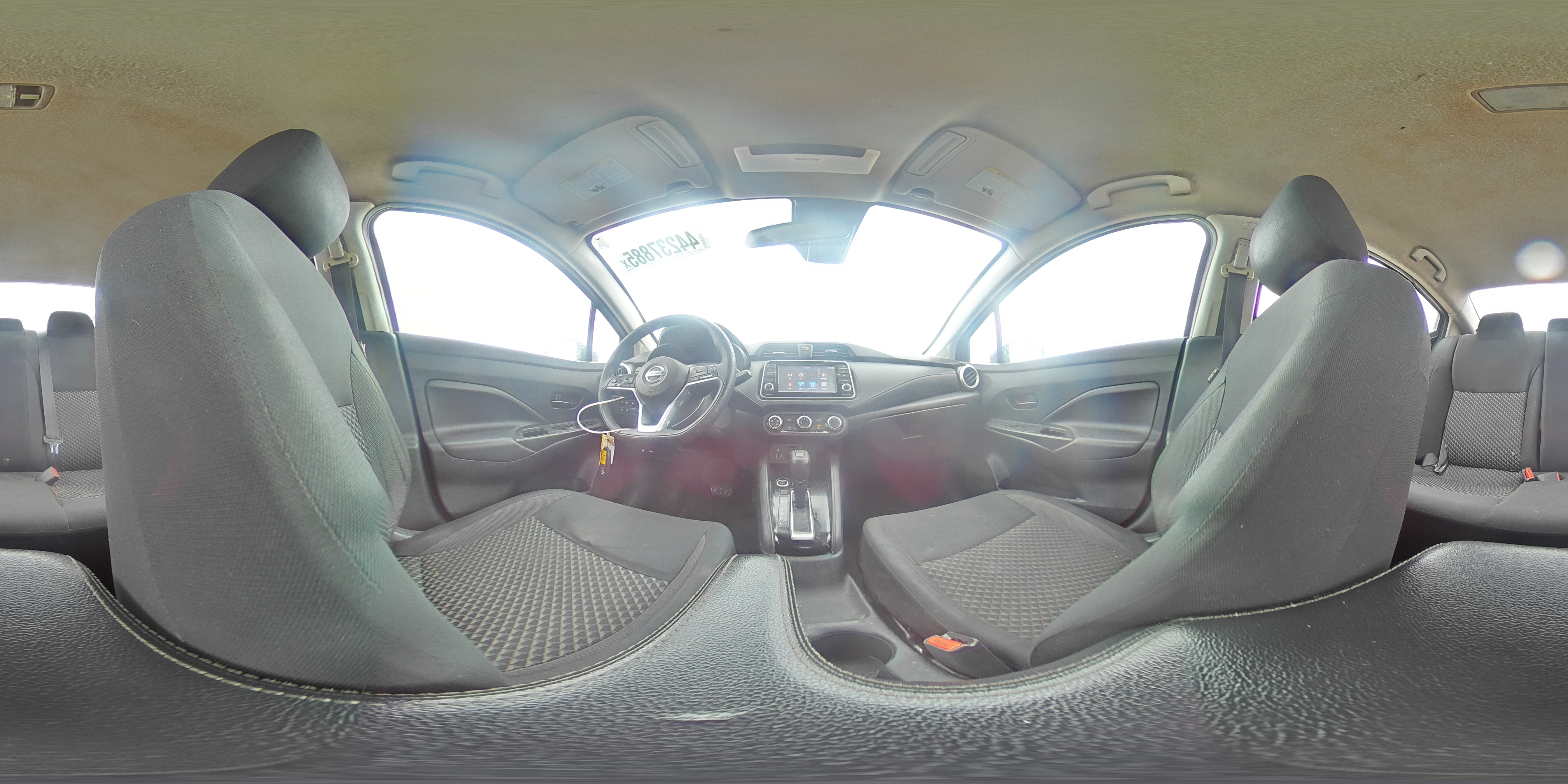 2020 Nissan Versa - Image 13