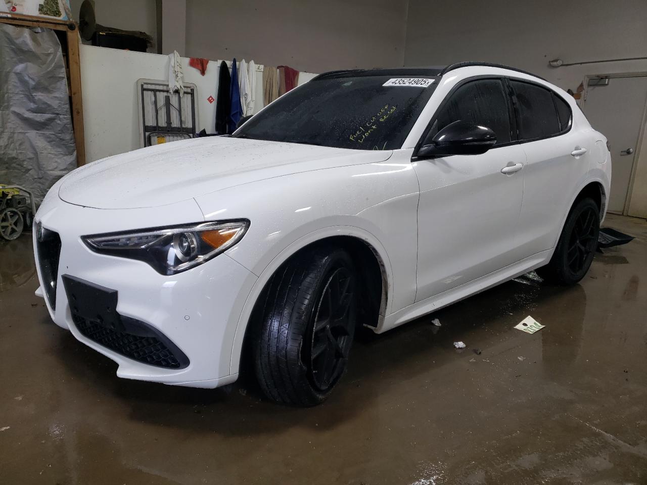 2021 Alfa Romeo Stelvio - Image 1