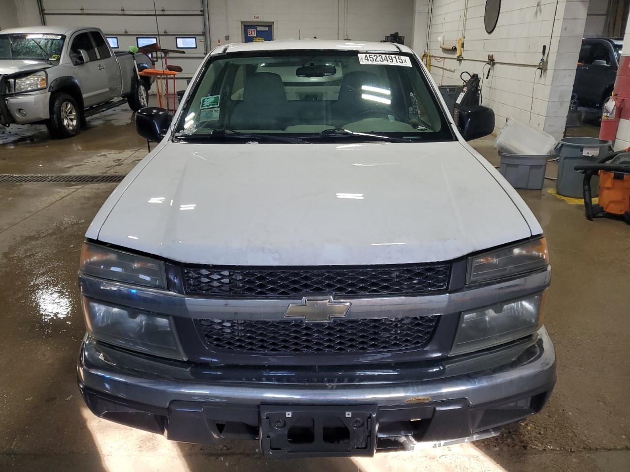 2005 Chevrolet Colorado - Image 5
