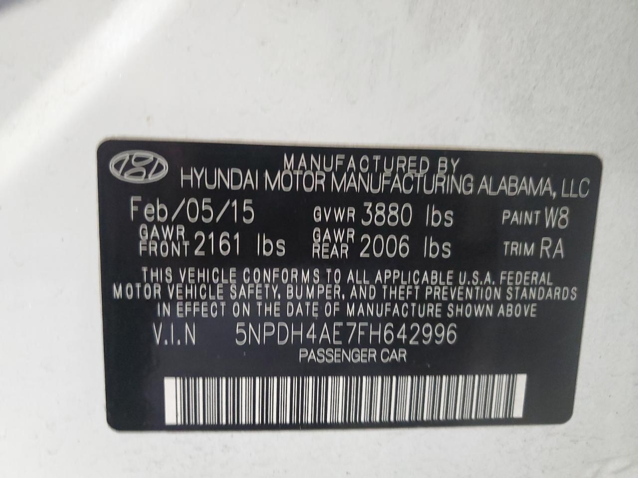 2015 Hyundai Elantra - Image 12