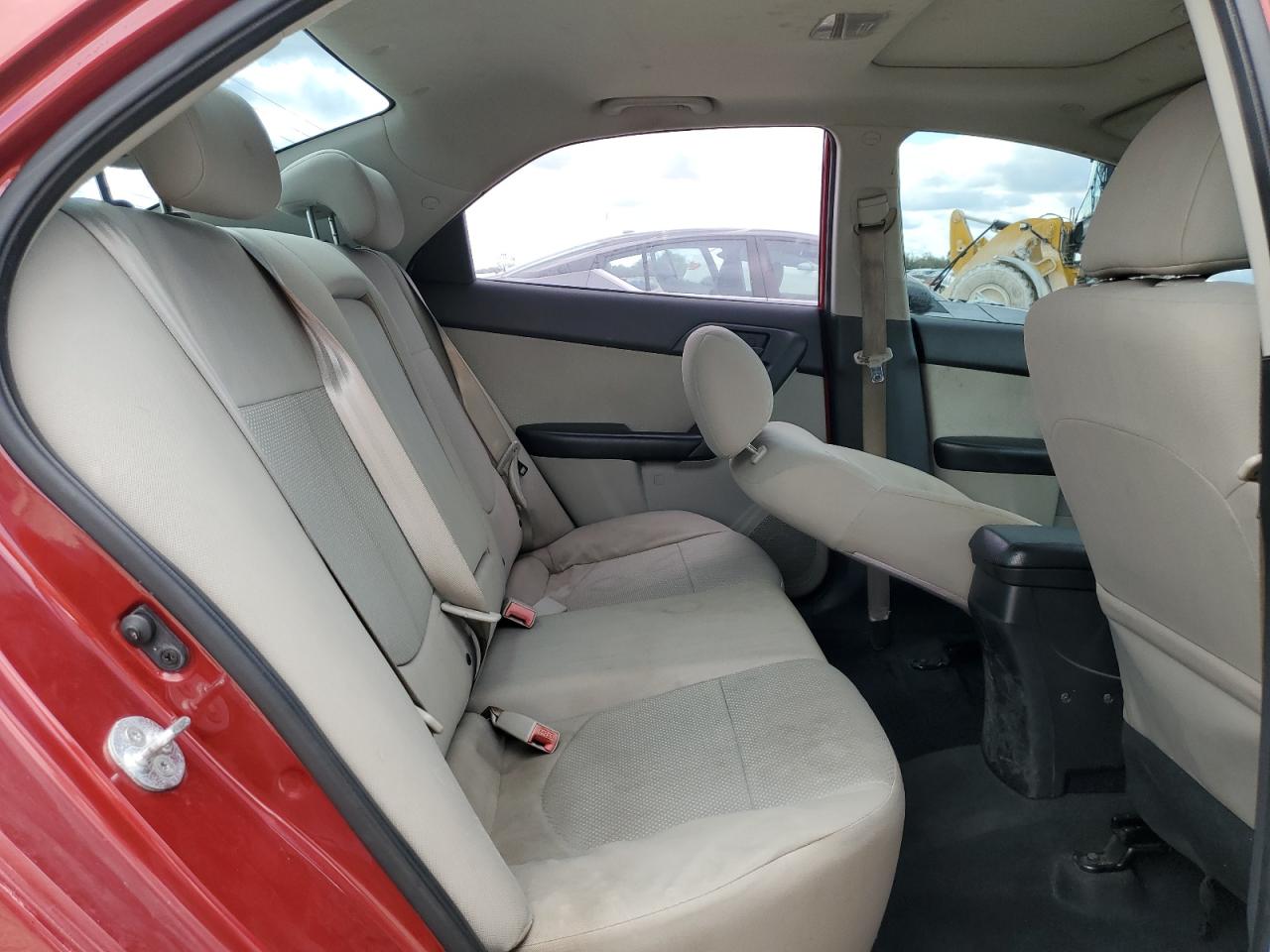 2010 Kia Forte - Image 10