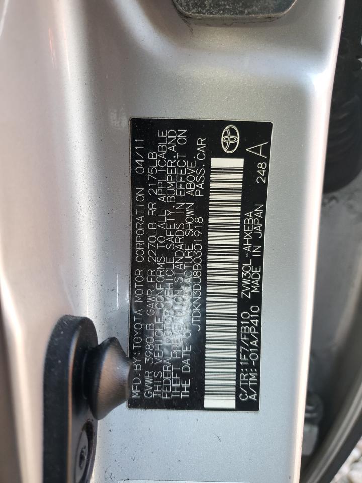 2011 Toyota Prius - Image 12