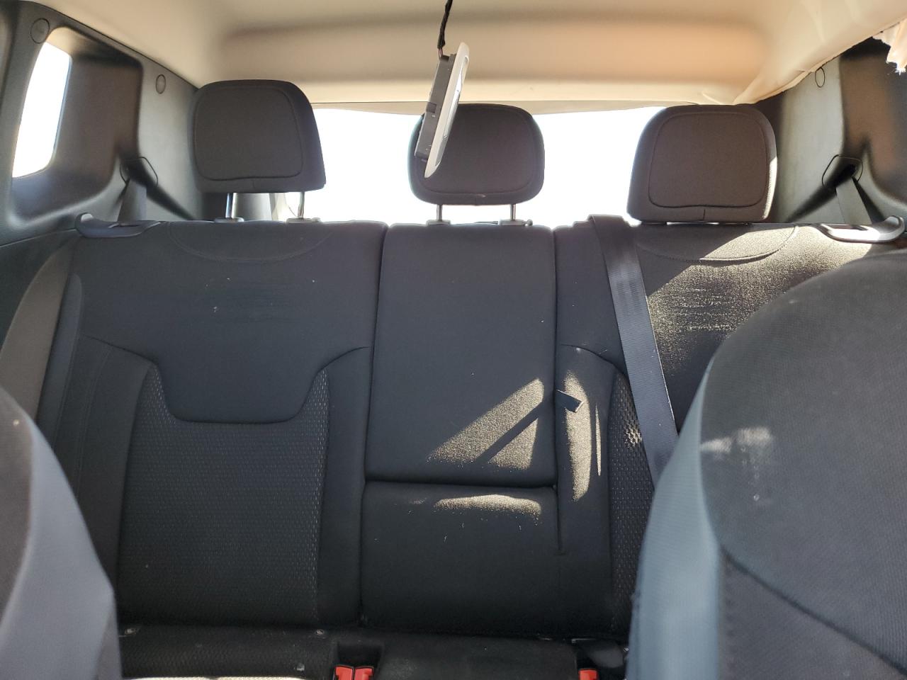 2018 Jeep Renegade - Image 10