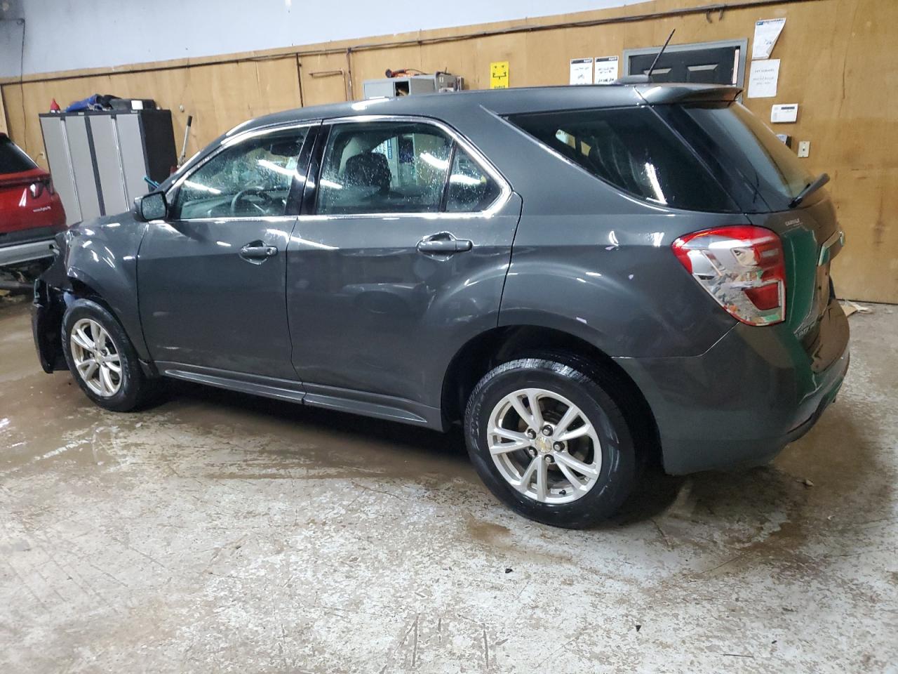 2017 Chevrolet Equinox - Image 2