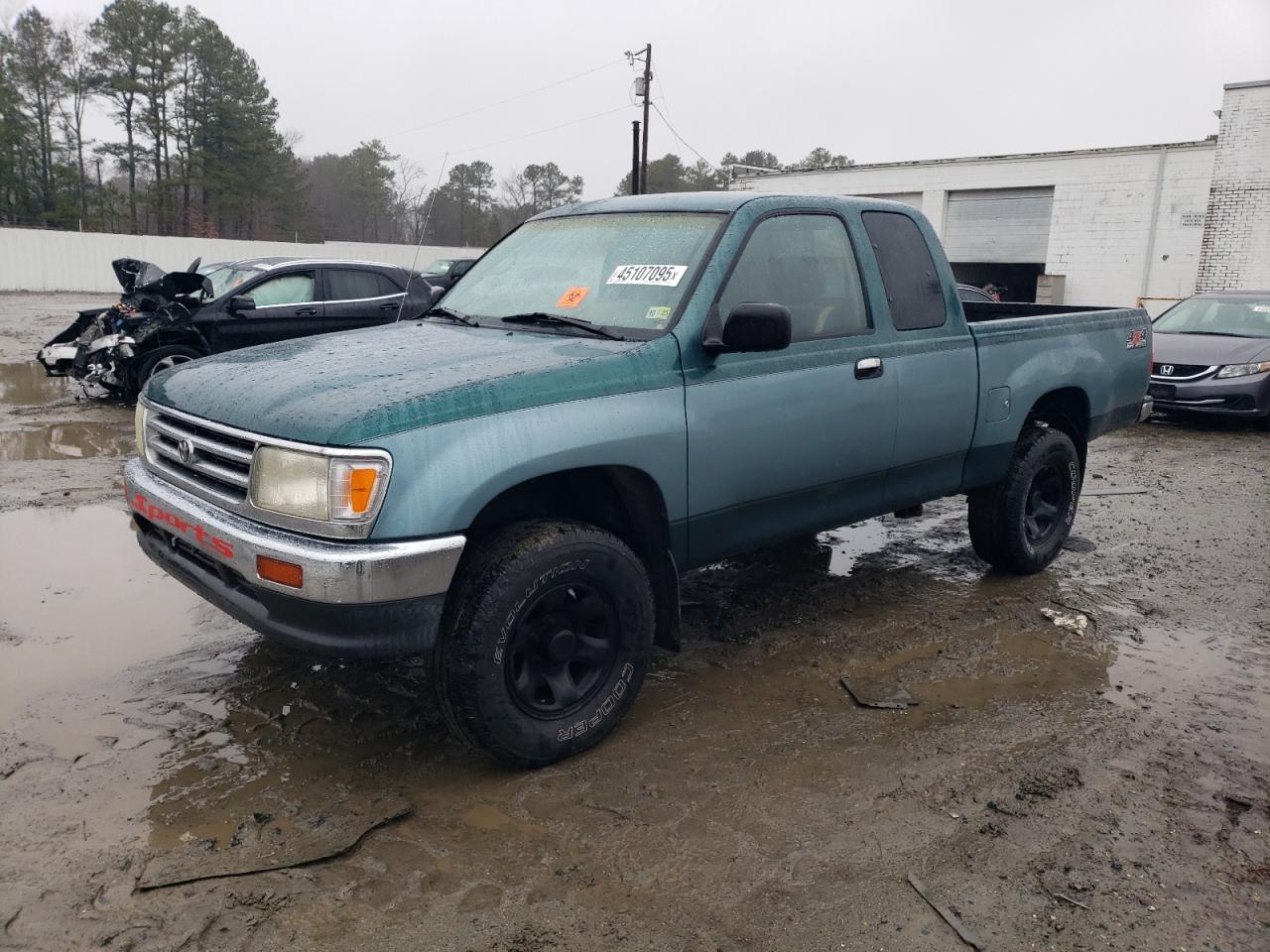 JT4UN22D2V0046483 TOYOTA T100 Photo 1