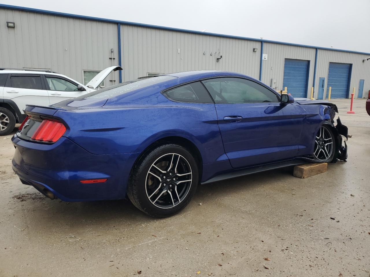 2015 Ford Mustang - Image 3