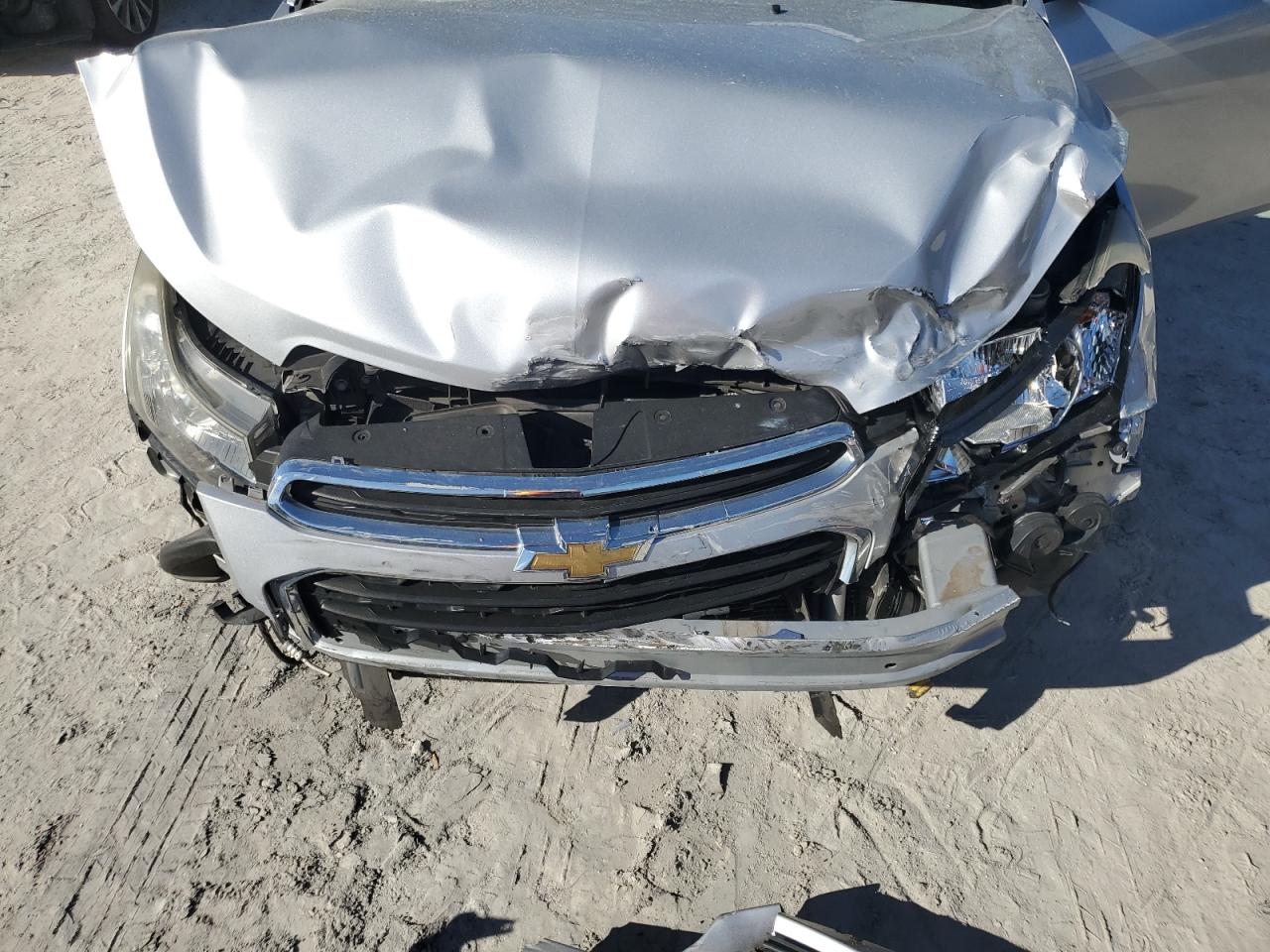 2015 Chevrolet Cruze - Image 11