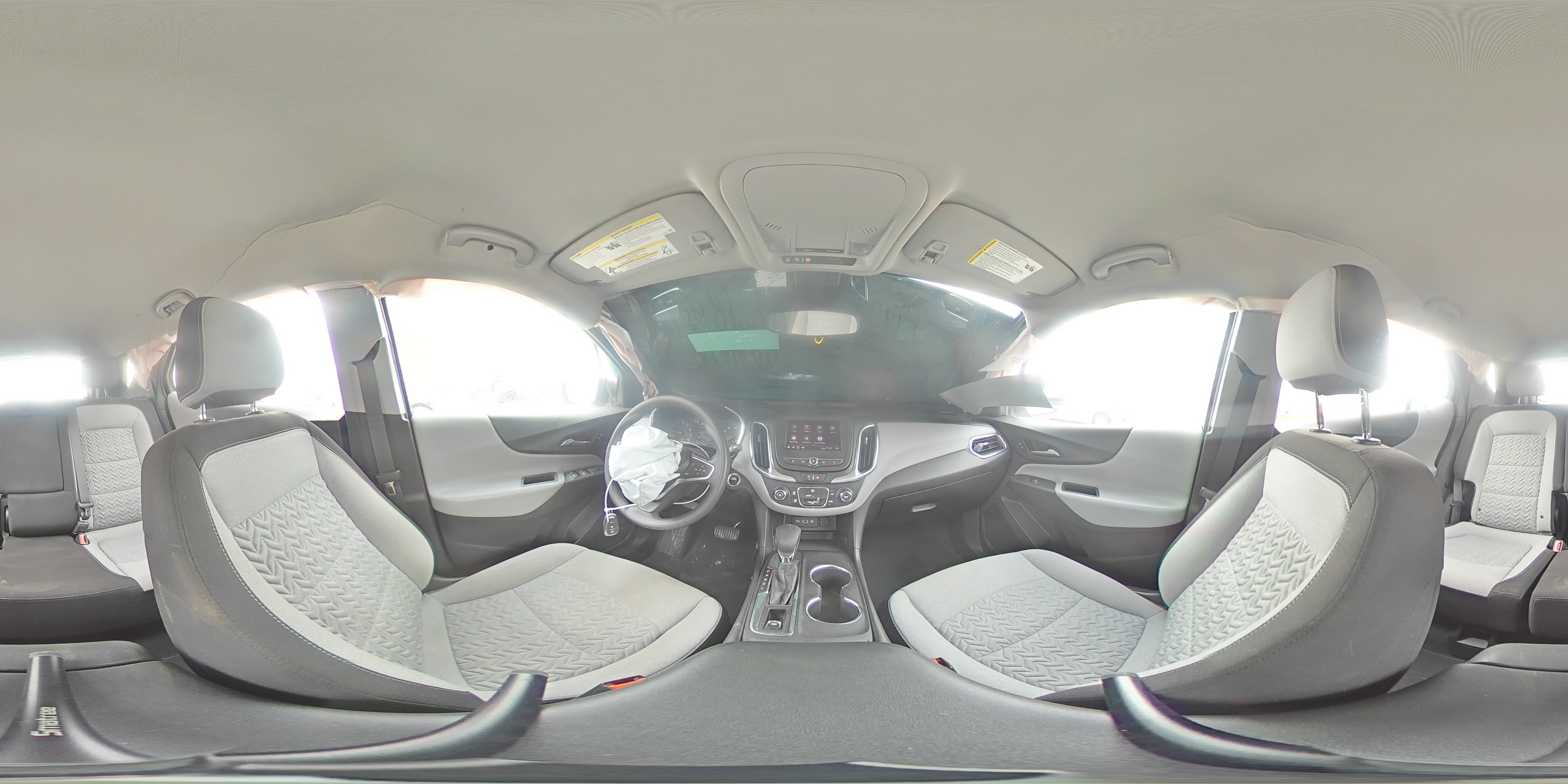 2022 Chevrolet Equinox - Image 12
