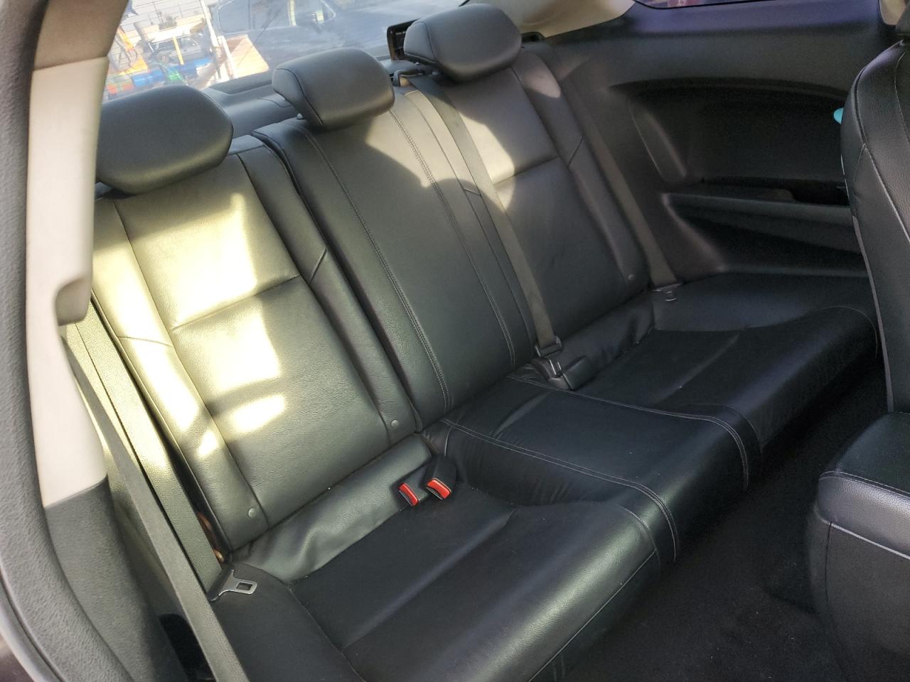 2015 Honda Civic - Image 10