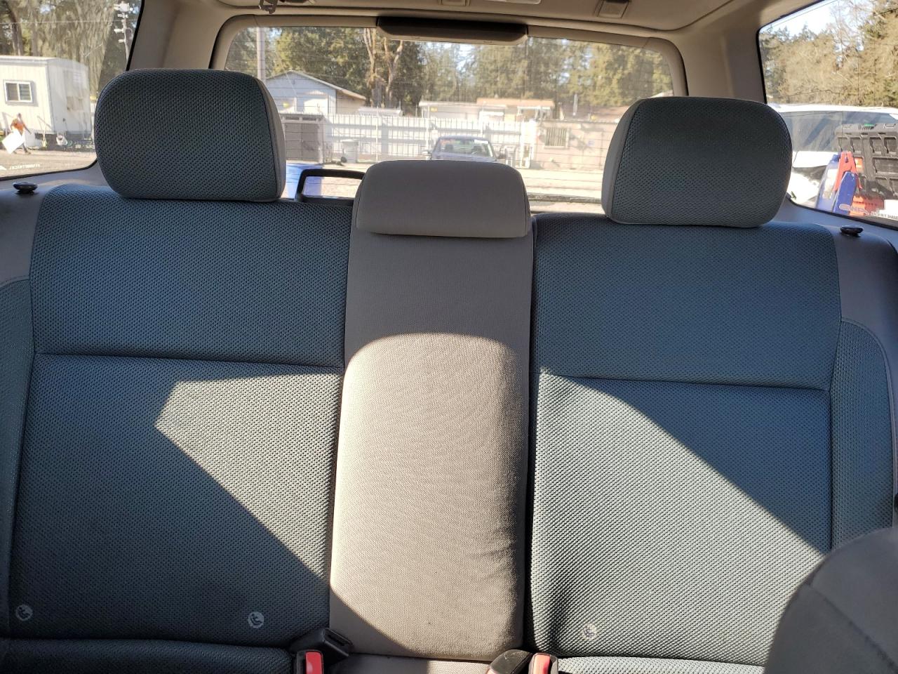 2005 Subaru Forester - Image 10