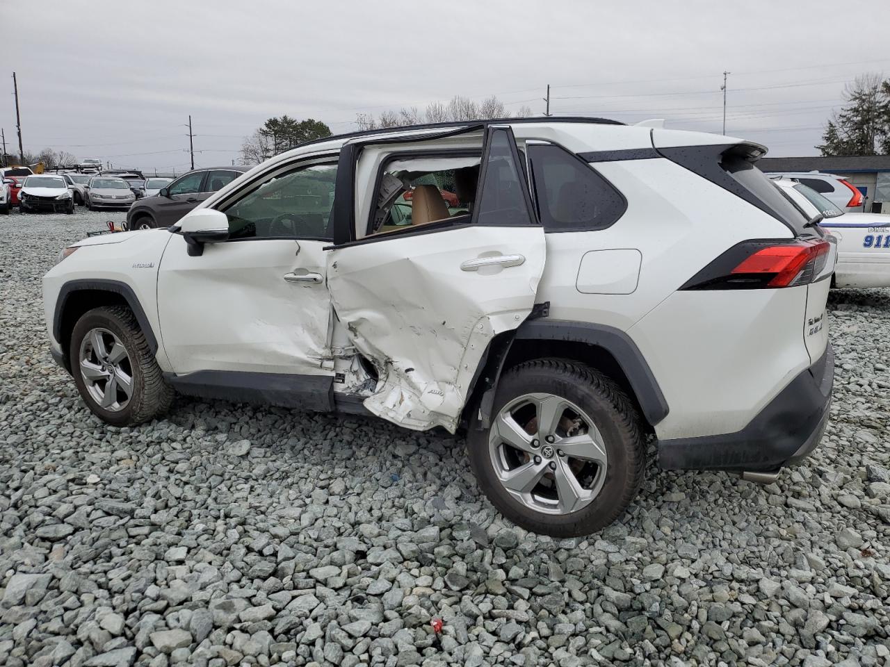 2020 Toyota RAV 4 - Image 2
