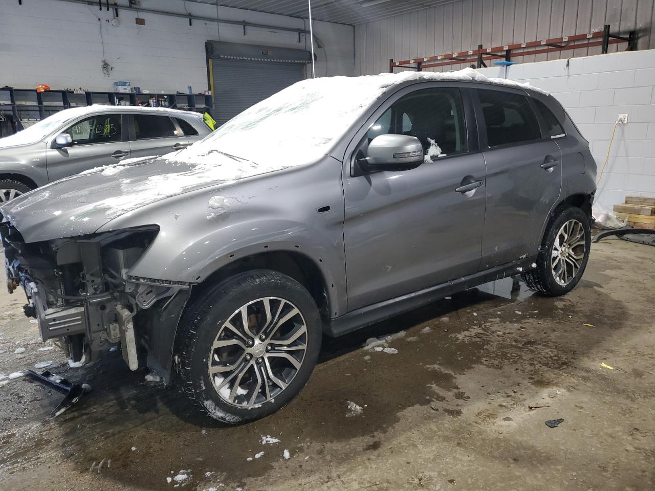 2018 Mitsubishi Outlander - Image 1
