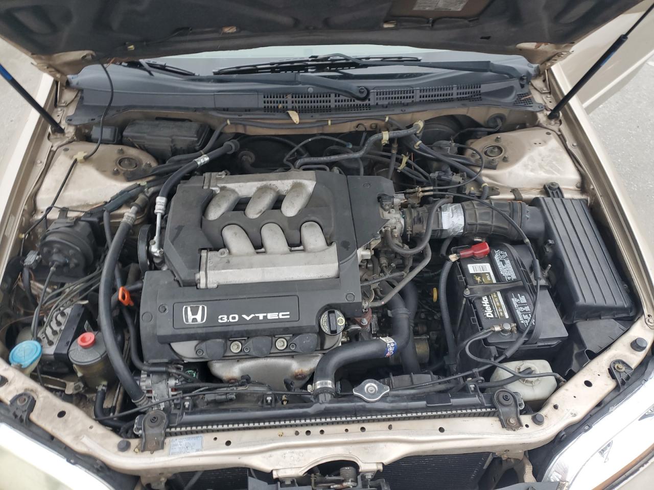 2002 Honda Accord - Image 11