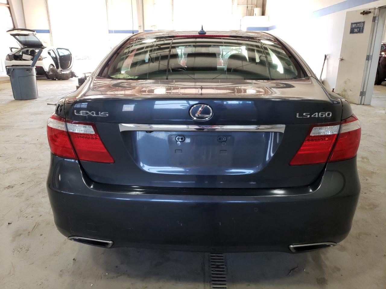 2007 Lexus LS - Image 6