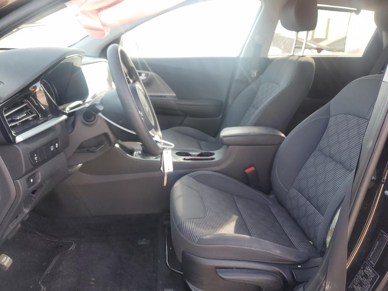 2022 Kia Niro - Image 7