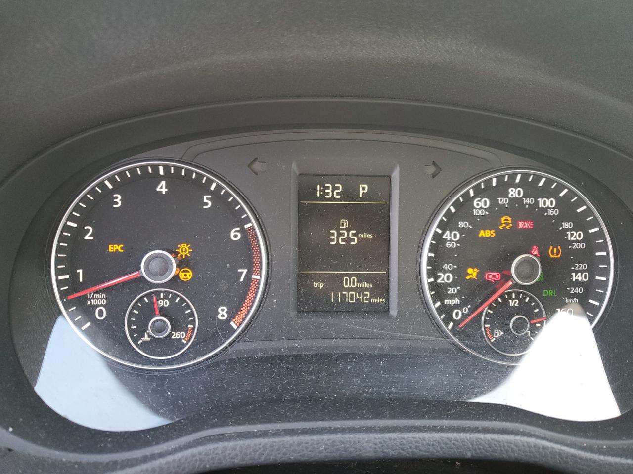 2015 Volkswagen Passat - Image 9