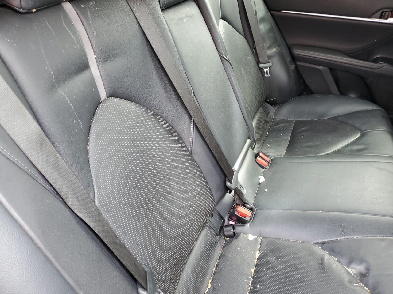 2019 Toyota Camry - Image 10