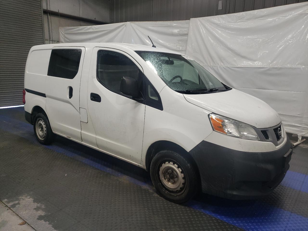 2015 Nissan NV - Image 4