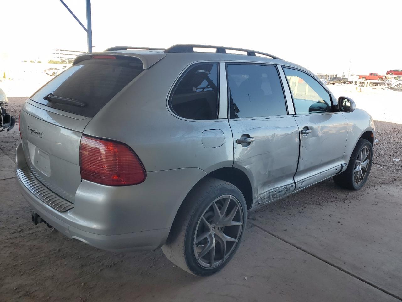 2005 Porsche Cayenne - Image 3