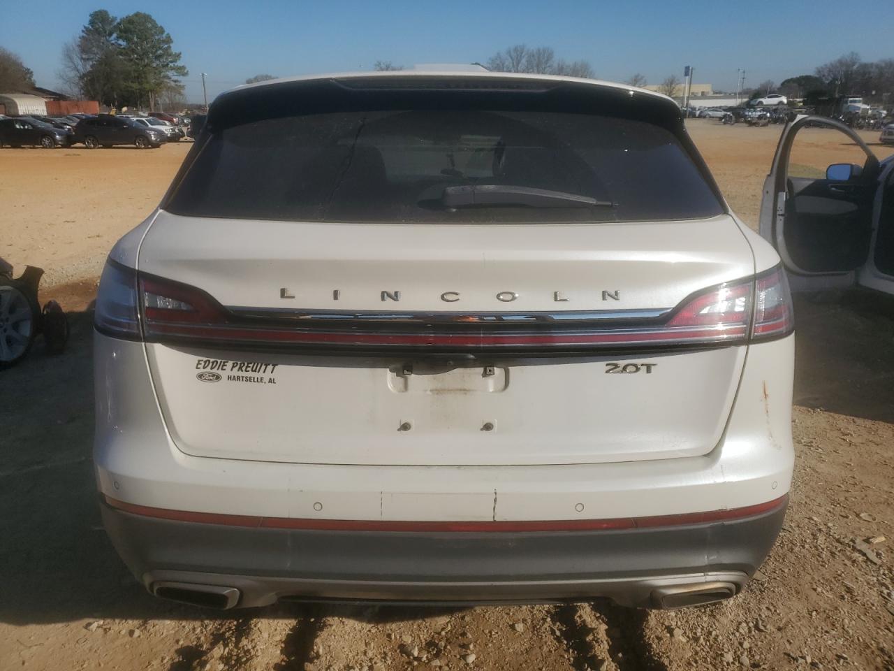 2019 Lincoln Nautilus - Image 6