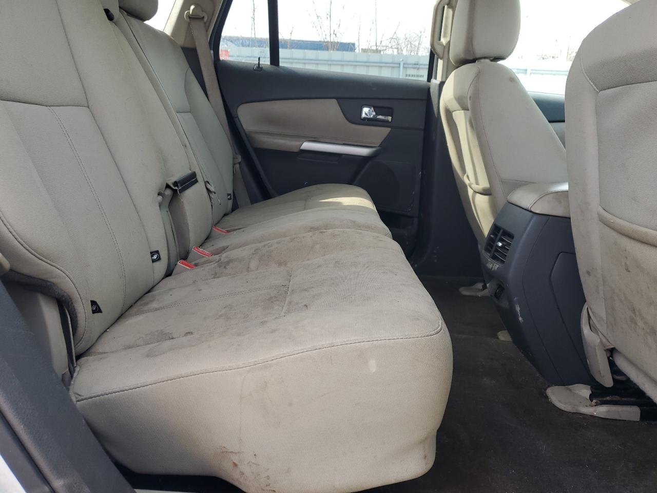 2014 Ford Edge - Image 11