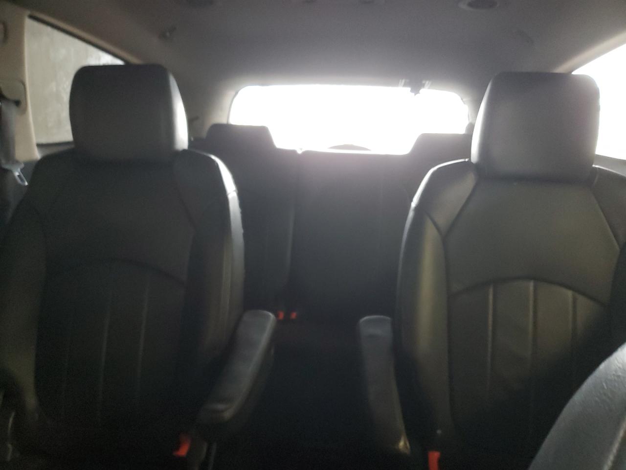 2015 Buick Enclave - Image 10