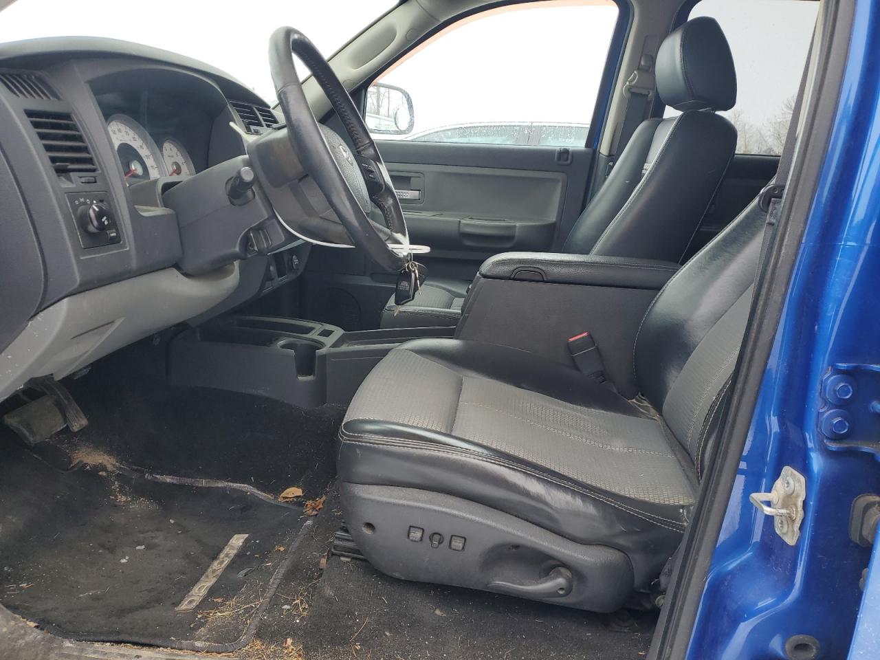 2008 Dodge Dakota - Image 7