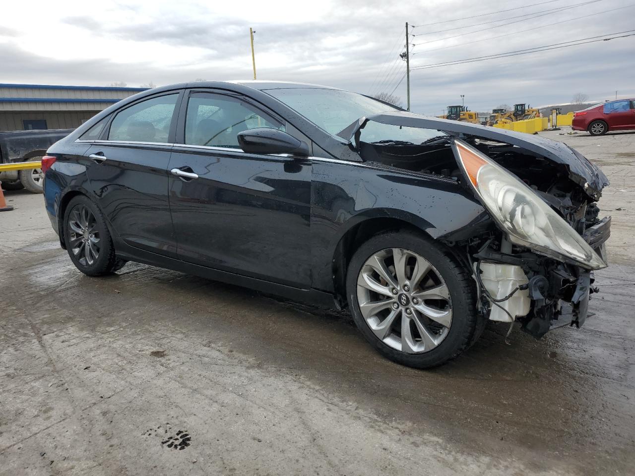 2011 Hyundai Sonata - Image 4