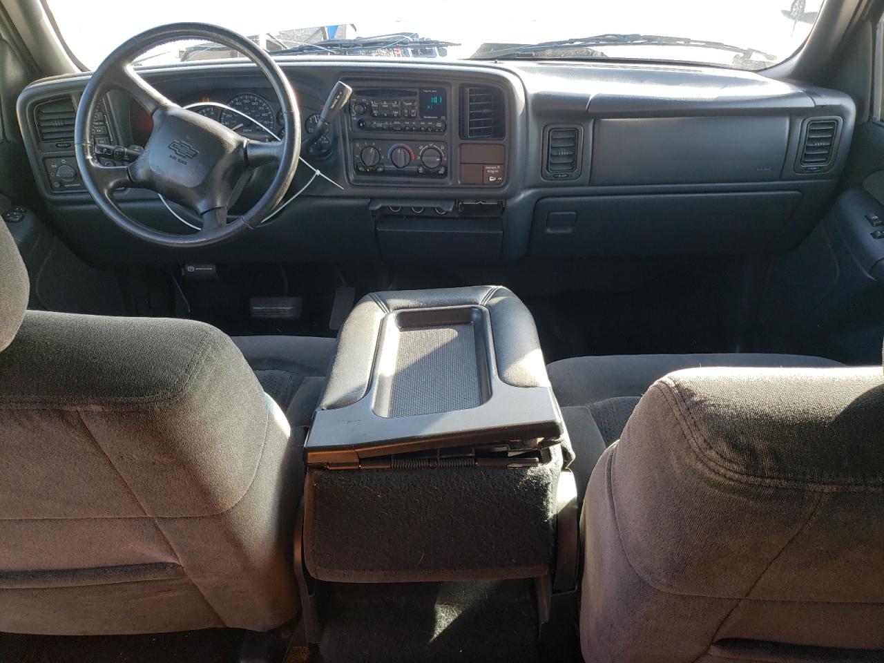 2002 Chevrolet Silverado K2500 Heavy Duty VIN: 1GCHK29U02E232862 Lot: 61401015