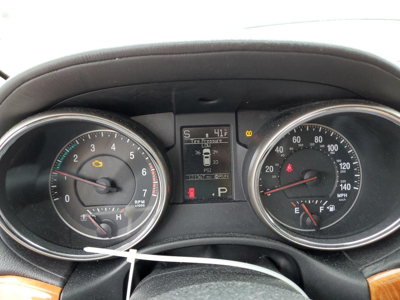 2012 Jeep Grand Cherokee - Image 9