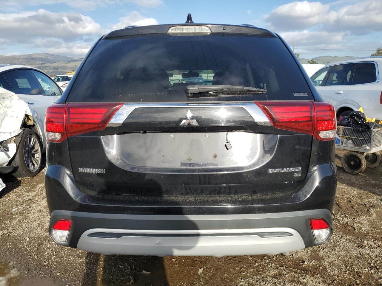 2019 Mitsubishi Outlander - Image 6