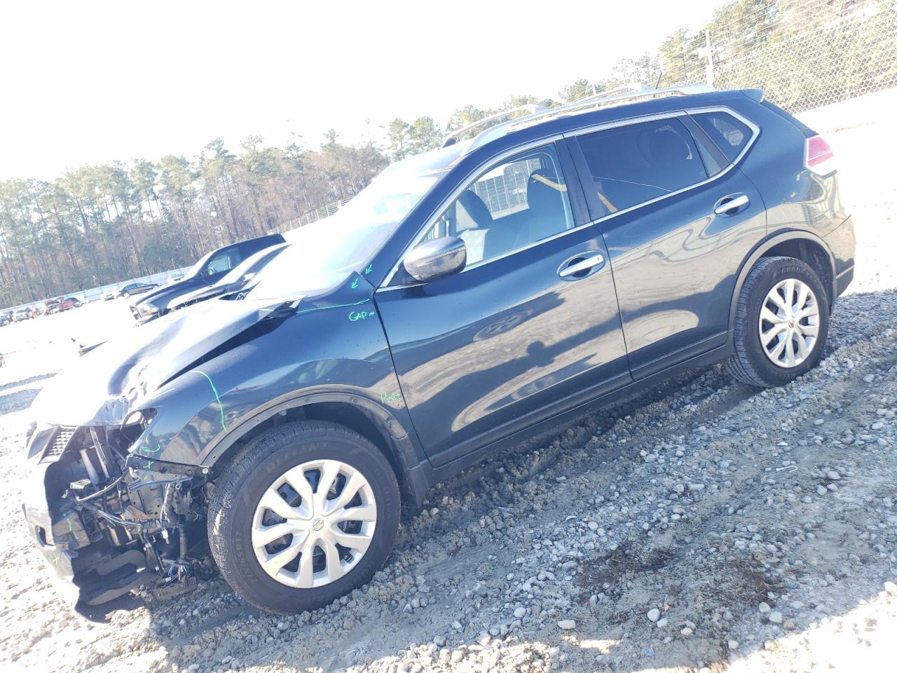 2016 Nissan Rogue - Image 1