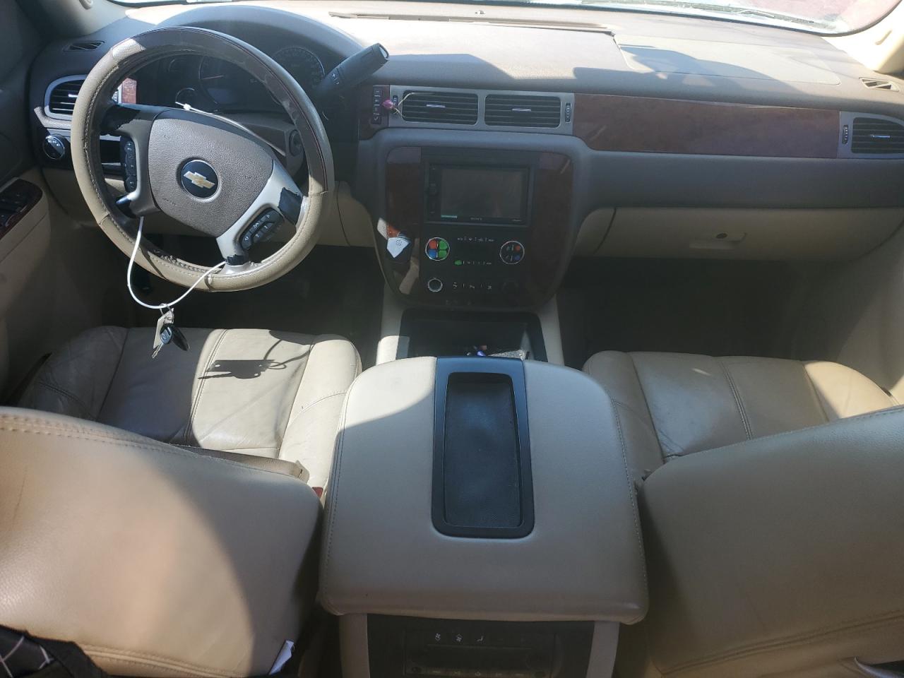 2010 Chevrolet Tahoe - Image 8
