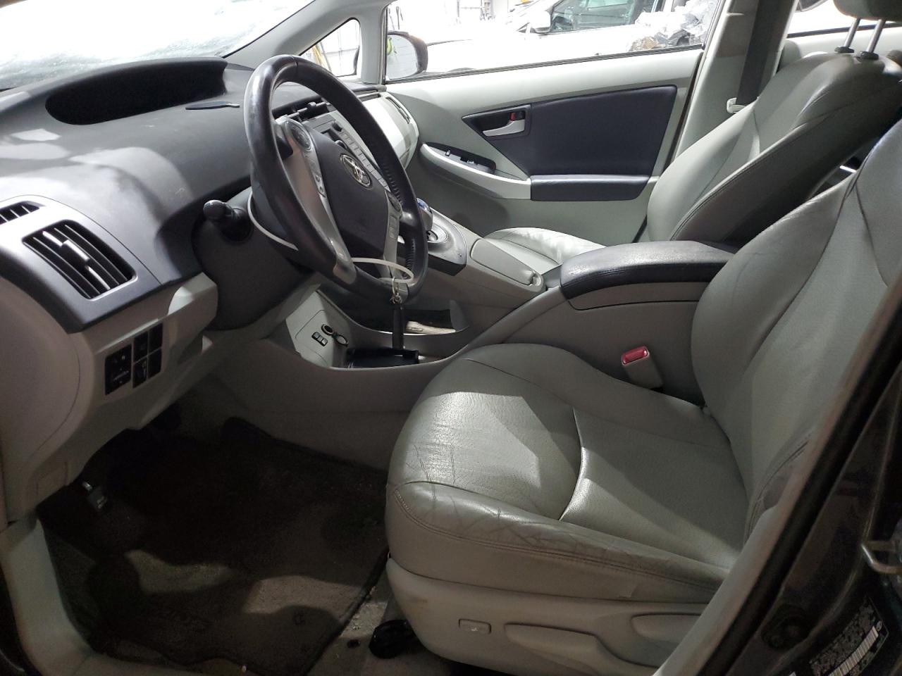 2010 Toyota Prius - Image 7