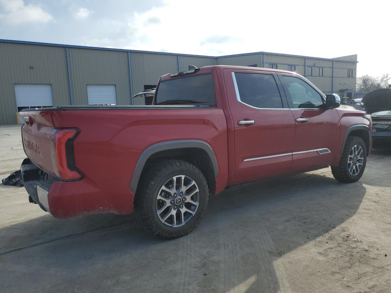 2022 Toyota Tundra - Image 3