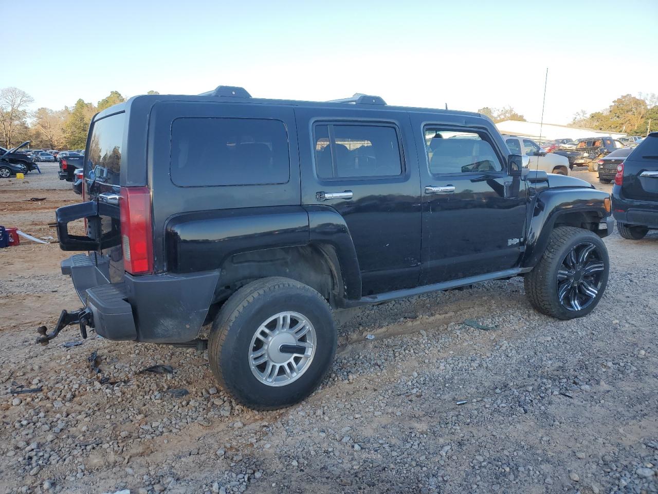 2006 Hummer H3 - Image 3