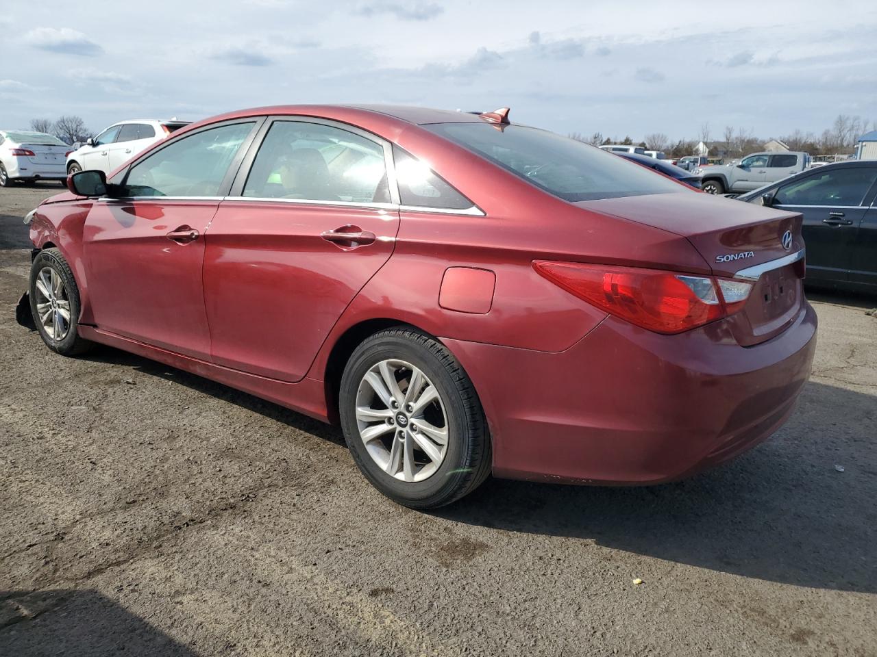 2013 Hyundai Sonata - Image 2