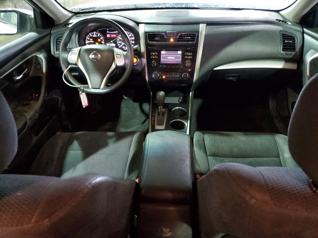 2015 Nissan Altima - Image 8