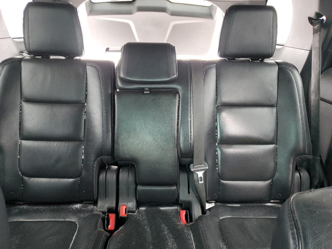 2012 Ford Explorer - Image 10
