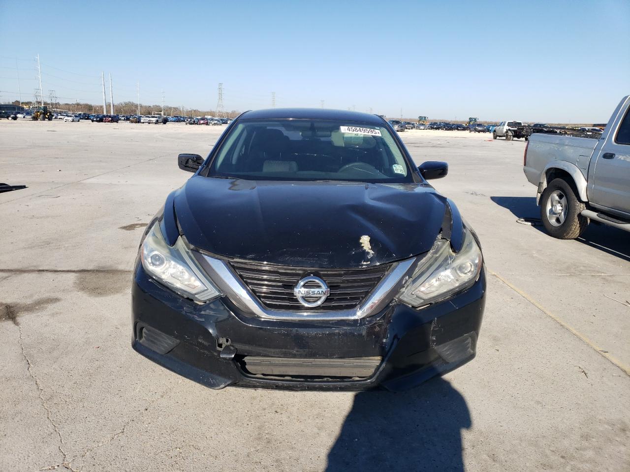 2017 Nissan Altima - Image 5