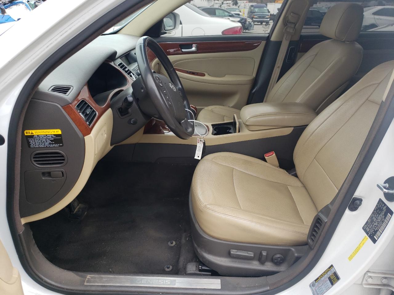 2013 Hyundai Genesis - Image 7