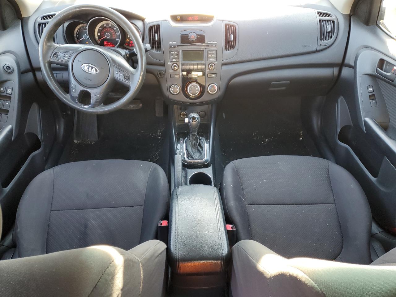 2012 Kia Forte - Image 8