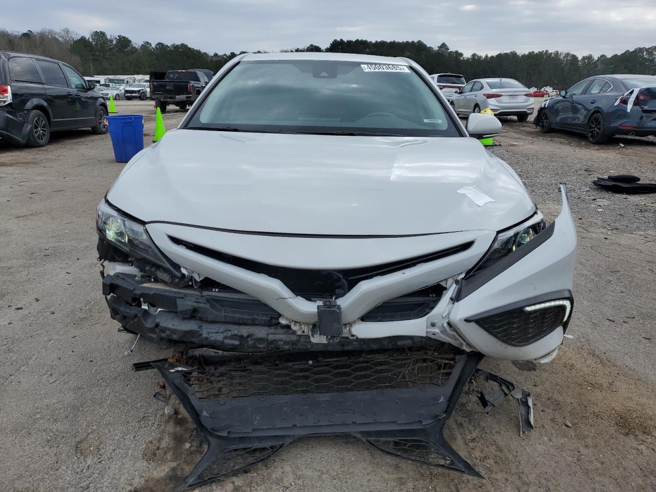 2022 Toyota Camry - Image 5