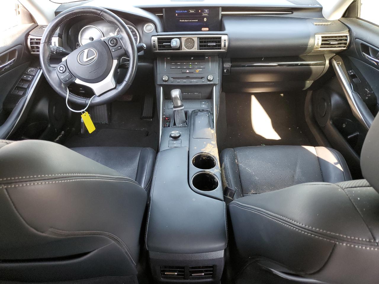 2016 Lexus IS - Image 8