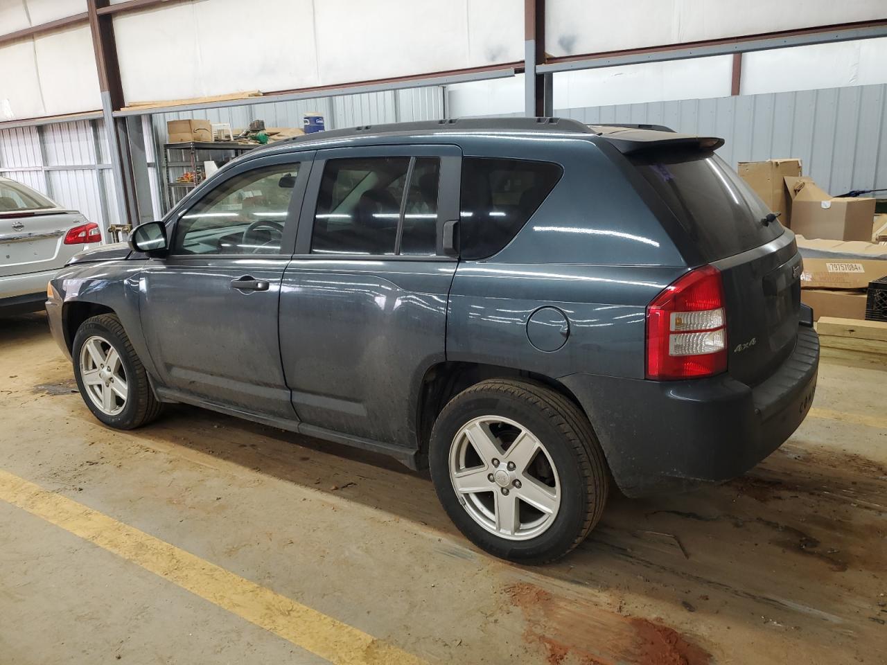 2007 Jeep Compass - Image 2