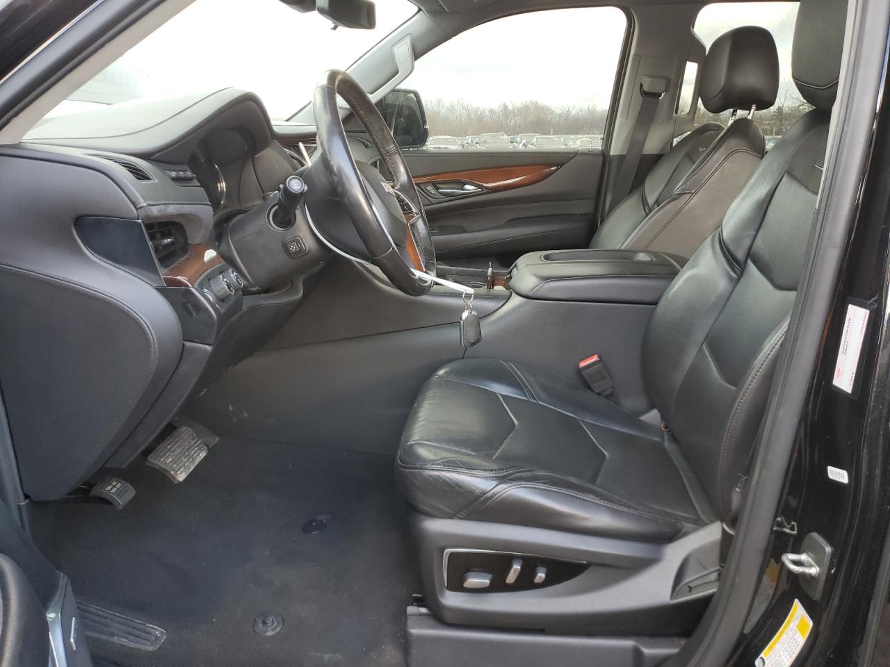 2019 Cadillac Escalade - Image 7