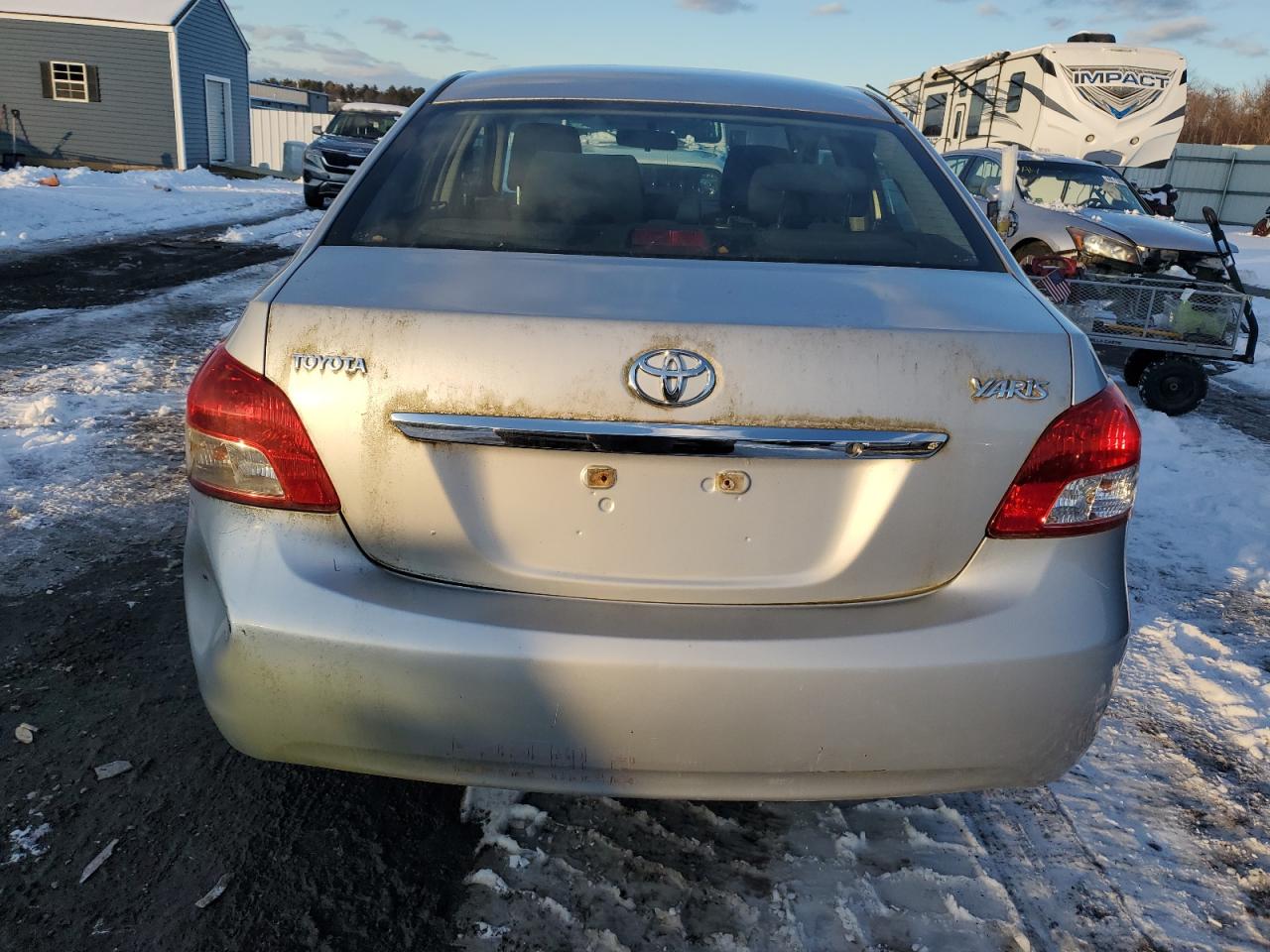 2010 Toyota Yaris - Image 6