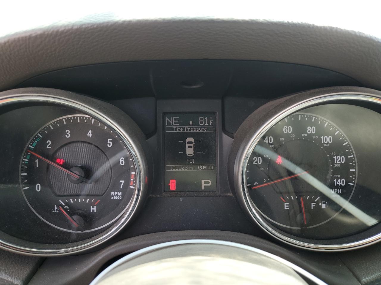2013 Jeep Grand Cherokee - Image 9